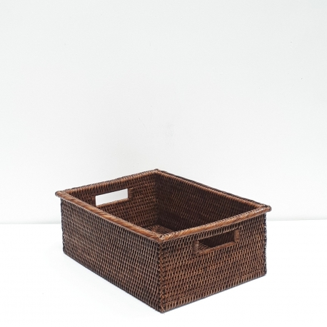 Brown rectangular basket with wide edges S